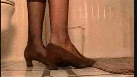 Black Rhts Bathroom Dangle Green Suede Heels Dial Sexy Nylon Legs And Feet Clips4sale