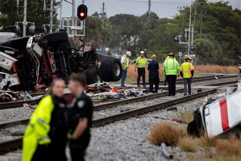 Train Collision In Delray Beach Florida See The Aftermath