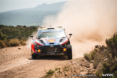 T Nak Ott J Rveoja Martin Hyundai I N Rally Rally Italia