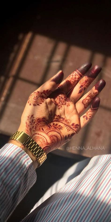 35 Beautiful Henna Design Ideas Gorgeous Henna On Palm Simple Henna