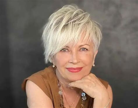 Short Hairstyles For Fine Hair Over 50 Find The Classic Haircuts With