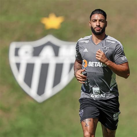 Atl Tico Mg Nathan Silva Recebe Sondagem Da It Lia Mas Oferta