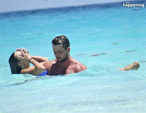 Jessica Vestal Shows Off Her Sexy Bikini Body On The Beach In Mexico 39 Photos OnlyFans