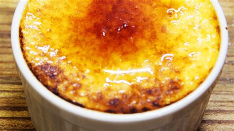 トーチバーナーで作る！本格クリームブリュレの作り方 How To Make Creme Brulee Youtube