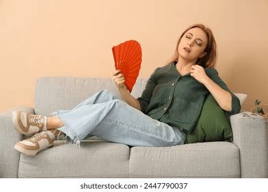 Femme mature en chaleur résultats mille dimages libres de droits de photos de stock et