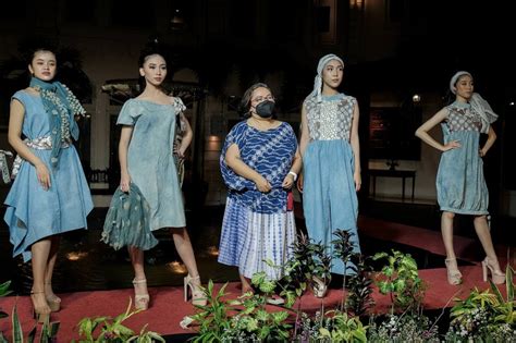 Meriahkan Hari Batik Nasional Kemenparekraf Gelar Istana Berbatik Di Jakarta Okezone Travel