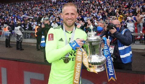 Kasper Schmeichel Biography Age Parents Wife Career Net Worth