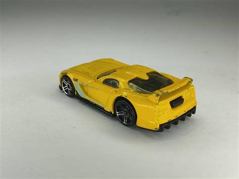 Preowned Loose Dodge Viper Gts R Hot Wheels Hobbies Toys Toys Games On Carousell