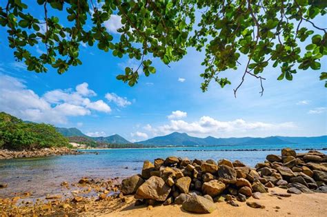 Vista Panor Mica Da Ilha Costeira Con Dao De Cima Ondas Litoral C U