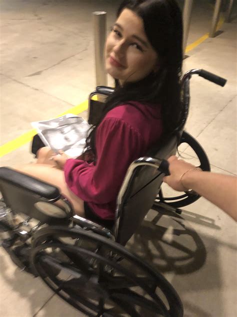 my heart stopped on monday due to anaphylaxis.. my boyfriend saved my