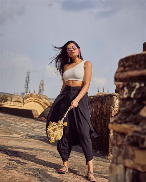 Top Fashion Bloggers In India Blajewka