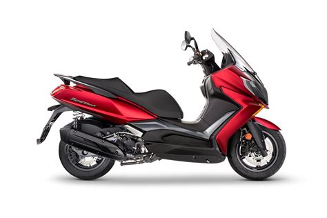 El Kymco Super Dink Estrena Motor Euro