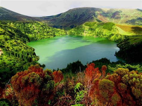 Ilha das Flores The Azores-Feeling Small in the Grand Beauty