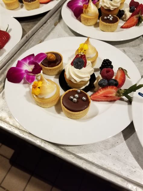 Prochef Fine Dining Dessert Trio Lemon Tart Chocolate Tart And