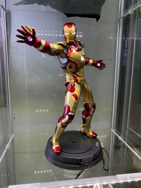 Enjoying My New Hot Toy R Actionfigures