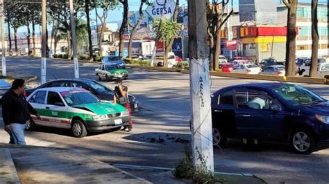 Taxis Se Ven Involucrados En Accidentes En Xalapa