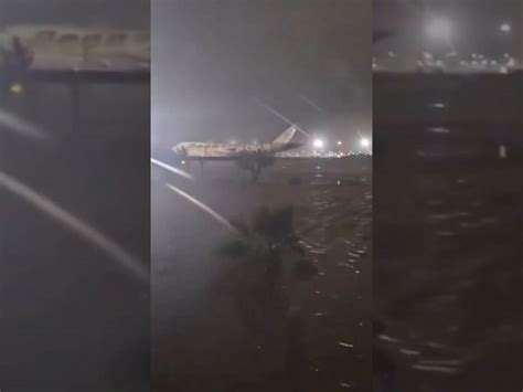 El Aeropuerto De Valencia Tras Las Inundaciones Por La Dana Vuelos