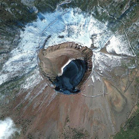 Holiday calendar: Staring down into Mount Vesuvius