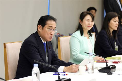 召开提升女性职业生活活跃度项目组会议 首相行程 日本国首相官邸