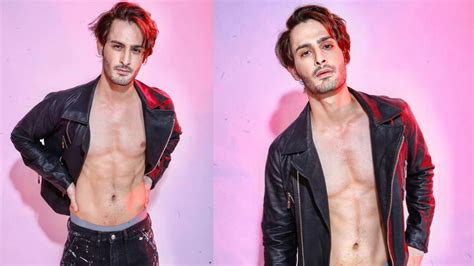 Happy Birthday Umar Riaz Shirtless Pics Of Bigg Boss Contestant