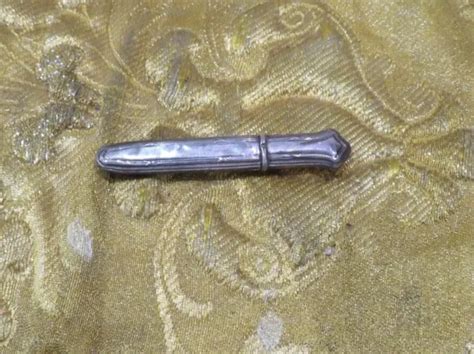 ANCIEN PORTE AIGUILLES En Argent Massif Poincons Pour Couturiere EUR 15