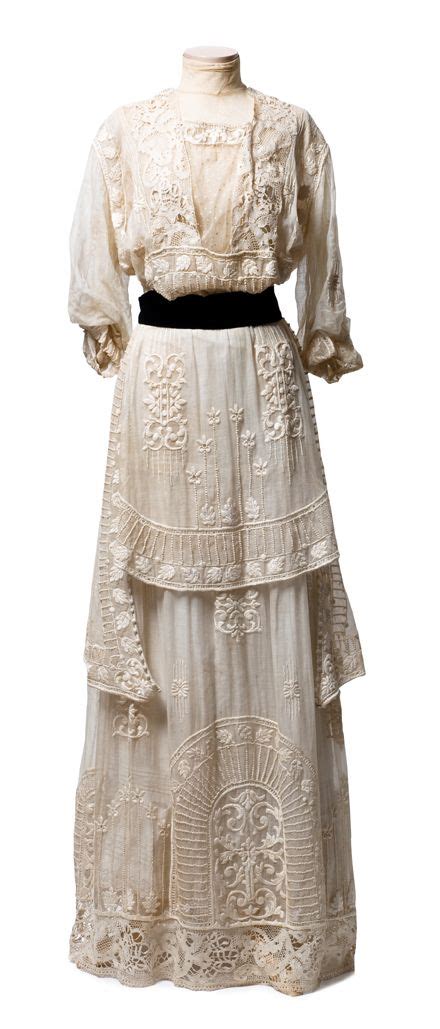 S The Elegant Clean Lines Embroidered Cotton And Lace Edwardian