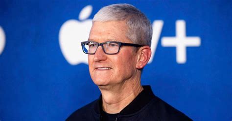 Does Tim Cook Have a Partner? Details About the Apple CEO’s Personal Life