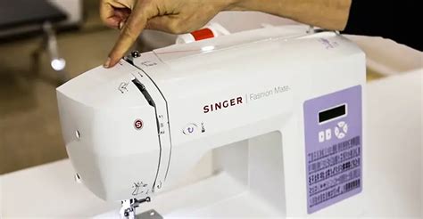 Singer Fashion Mate 5560 Review - Sew Insider