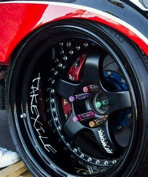 Pin By Alejandro Gomez On Mecanica Wheel Rims Rims For Cars Custom Cars