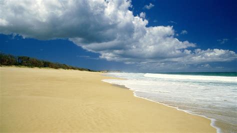 Beautiful beach scenery wallpaper | (132668)