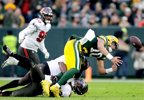 Packers Playoffs Hopes Slipping After Loss to Buccanneers