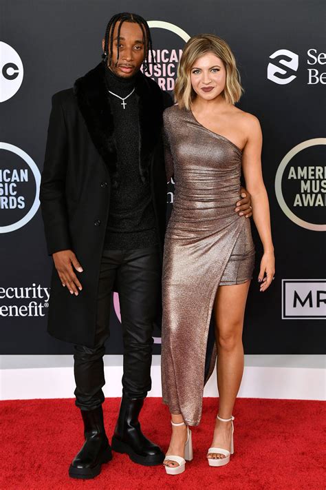American Music Awards: Hottest Couples on the Red Carpet | Us Weekly