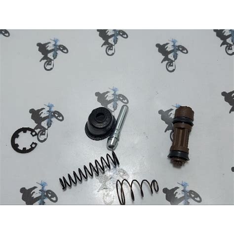 Brake Master Repair Kit Cb Gixxer Fz Sz Old Rouser