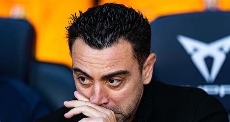 Fc Barcelone Apr S Demb L Xavi Priv De Son Meilleur Joueur Contre