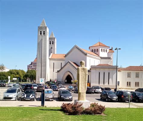 Igreja de São João de Deus arquiteto António Lino 1950 a 1953 Praça