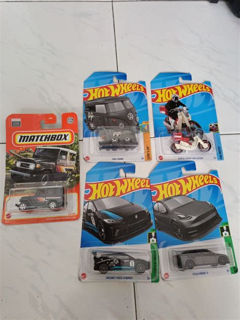 Hot Wheels Matchbox Car And Motor Hobbies Toys Toys Games On Carousell