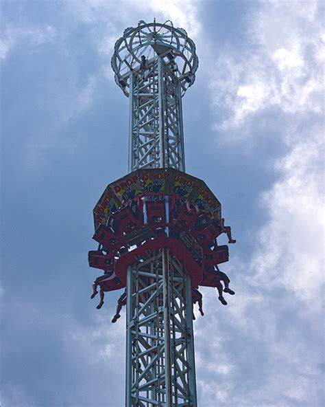 Kemah Drop Zone The Drop Zone Is A Thrill Ride On The Kema Flickr