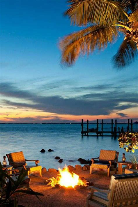 13 Most Romantic Beaches in Florida for Couples