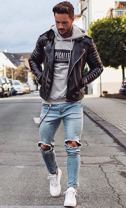 Guys Here S How To Wear A Leather Jacket Society Winter Outfits