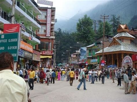 mall road  manali shopping  mall road  mall road