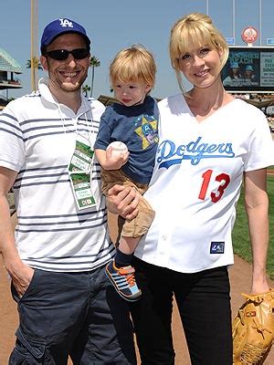 Jenna Elfman and family - Redhead Mom