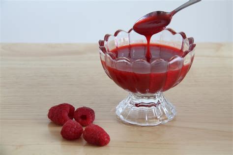 Малиновый соус: рецепт, особенности приготовления, ингредиенты, фото