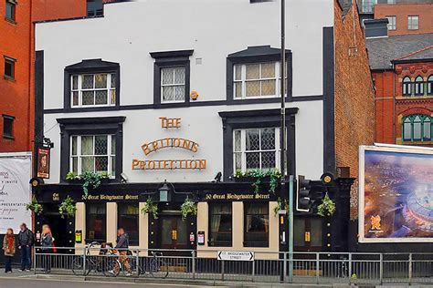 10 Best Pubs in Manchester - Where to Enjoy a Pint in a Traditional ...