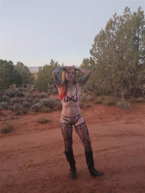 Abs Day Nudes AthleticBabes NUDE PICS ORG