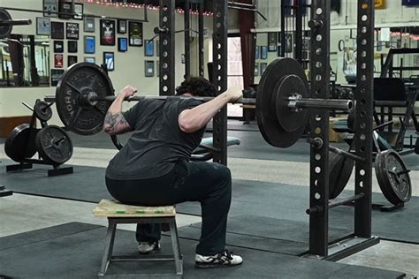 Using Box Squats For Knee Tendonitis Mark Rippetoe