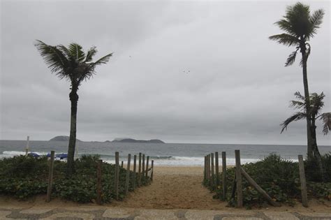 Final De Semana No Rio Tem Previs O De Tempo Inst Vel E C U Encoberto