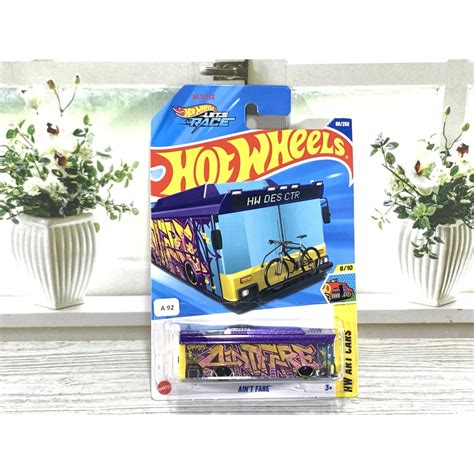Hotwheels Hot Wheels Ungu