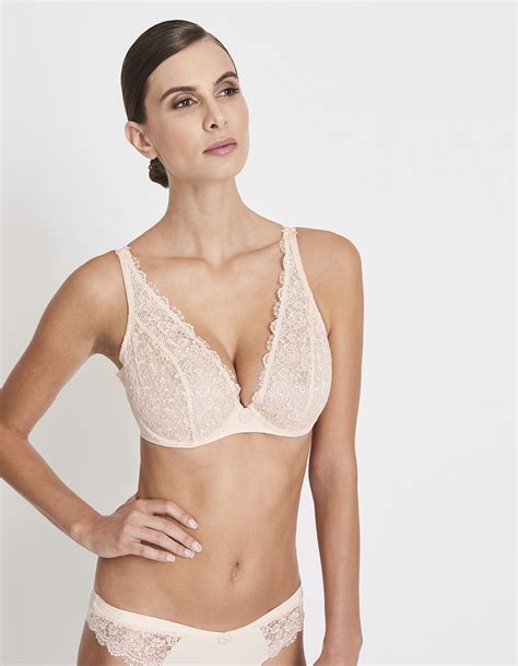 Soldes 2019 On Craque Pour La Lingerie Sexy De Chez Aubade Elle