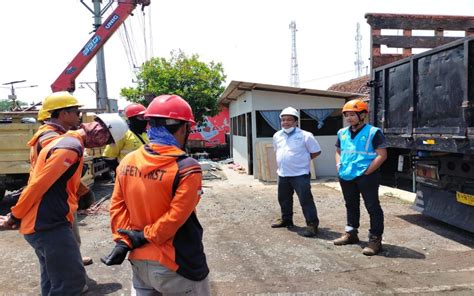 Tanpa Padam Pln Ganti Kv Recloser Dan Absw Jaga Keandalan Listrik