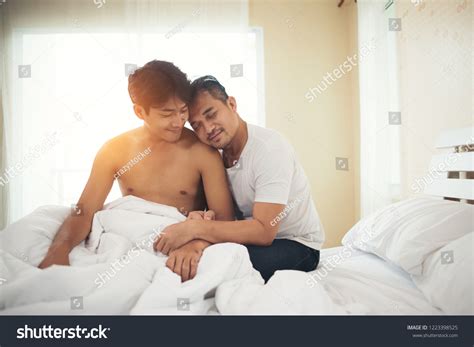 Gay Couple Love Time On Bed库存照片1223398525 Shutterstock